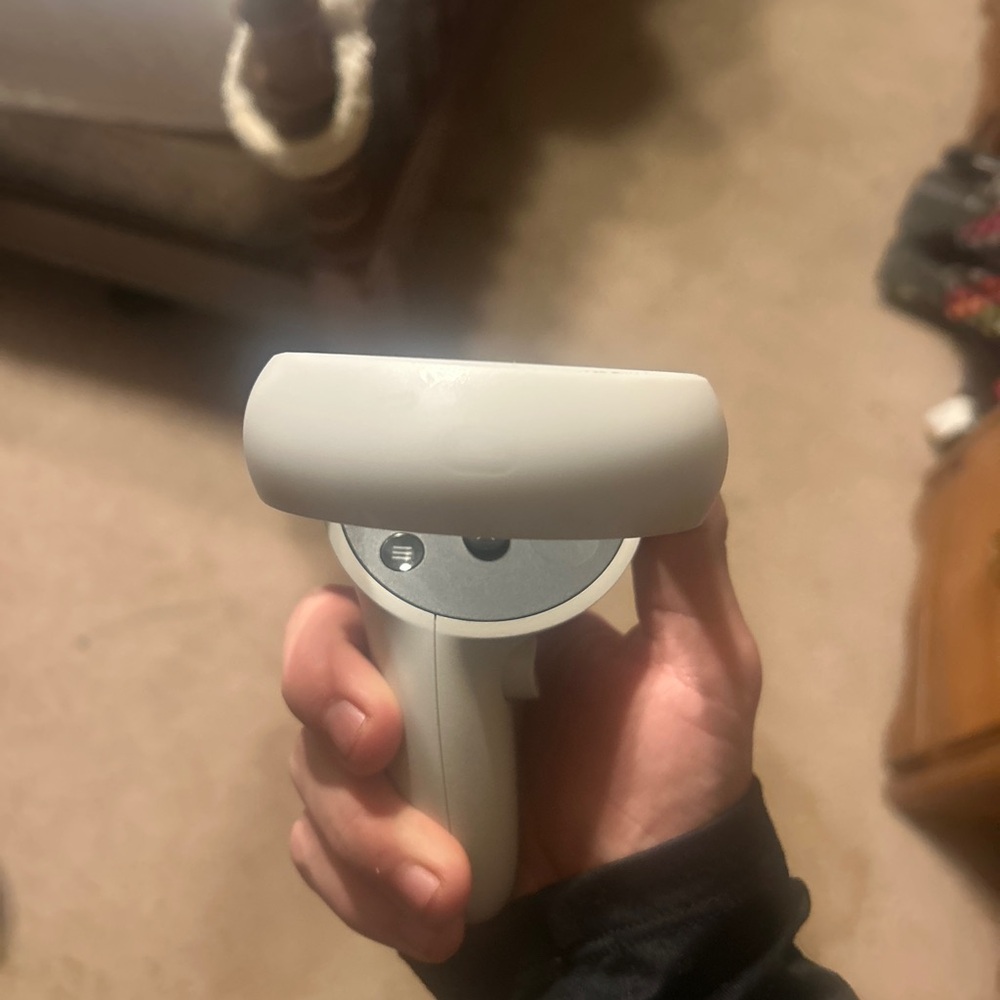 Oculus Gray VR Controller and oculus